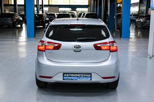 Хетчбэк Kia Rio 2014 года, 798000 рублей, Солонцы