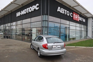 Универсал Kia Rio 2004 года, 370000 рублей, Мирное