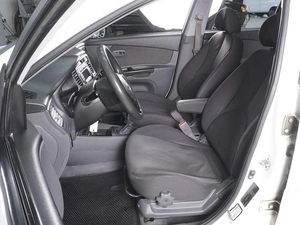 Седан Kia Rio 2010 года, 590000 рублей, Ростов-на-Дону