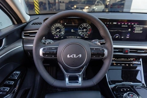 Седан Kia K5 2025 года, 3299000 рублей, Саратов