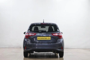 Хетчбэк Toyota Vitz 2019 года, 1029000 рублей, Новокузнецк