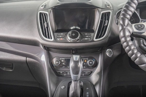 Внедорожник Ford Kuga 2013 года, 1349000 рублей, Томск