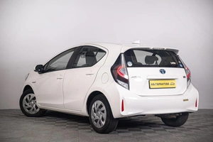 Хетчбэк Toyota Aqua 2019 года, 1099000 рублей, Томск