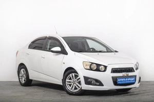Седан Chevrolet Aveo 2015 года, 739000 рублей, Томск