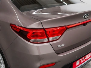 Седан Kia Rio 2018 года, 1470000 рублей, Красноярск