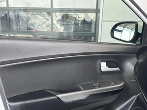 Хетчбэк Kia Rio 2017 года, 1350000 рублей, Уфа