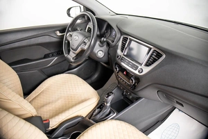 Седан Hyundai Solaris 2019 года, 1709000 рублей, Пермь