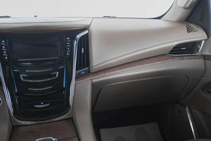 Внедорожник Cadillac Escalade 2015 года, 3599000 рублей, Кемерово