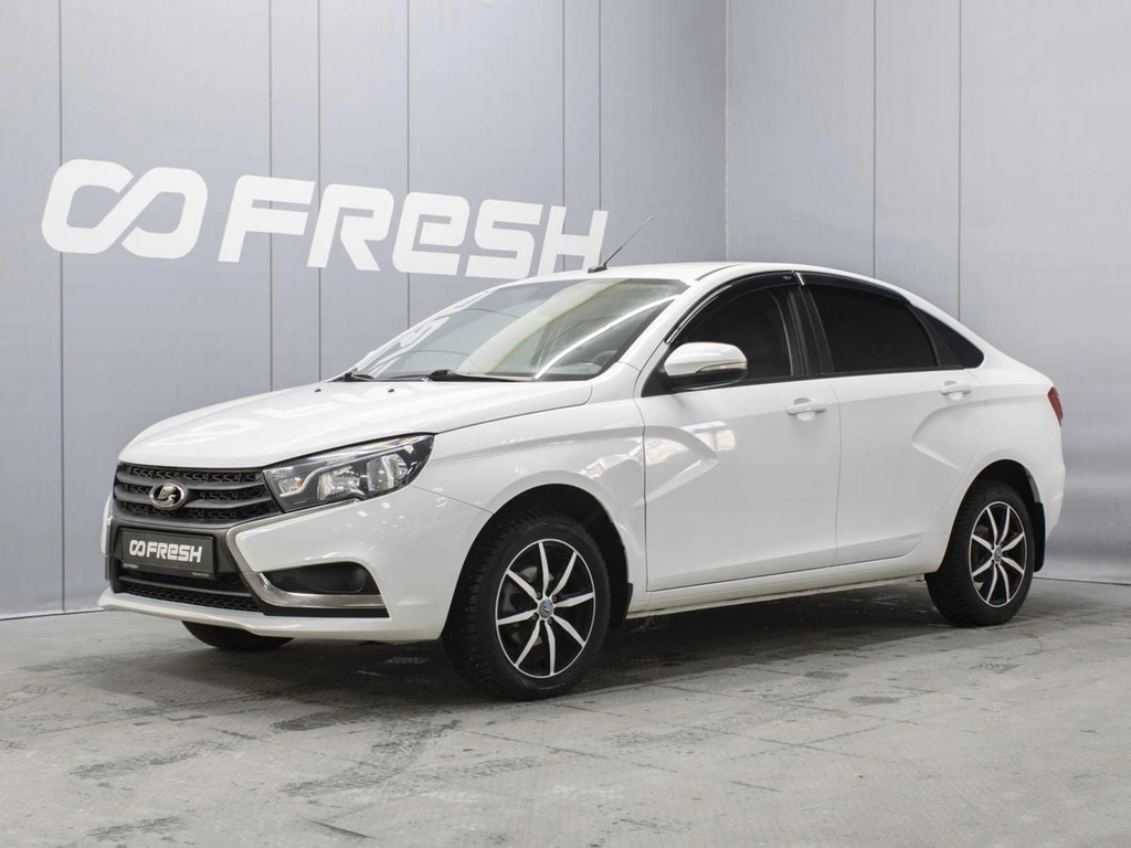 Седан ВАЗ (LADA) Vesta 2018 года, 910000 рублей, Омск