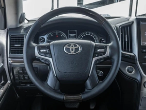 Внедорожник Toyota Land Cruiser 2016 года, 5625000 рублей, Ставрополь