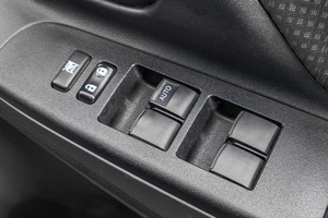 Хетчбэк Toyota Vitz 2017 года, 1049000 рублей, Барнаул