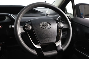 Хетчбэк Toyota Aqua 2018 года, 1449000 рублей, Новосибирск
