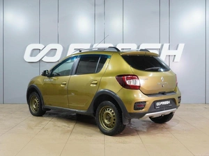Хетчбэк Renault Sandero Stepway 2016 года, 949000 рублей, Воронеж