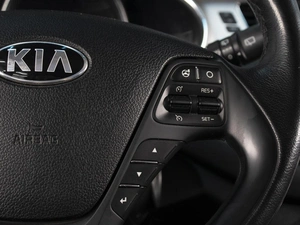 Хетчбэк Kia Ceed 2013 года, 1110000 рублей, Омск