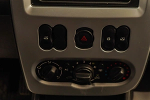 Седан Renault Logan 2014 года, 819000 рублей, Челябинск