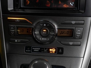 Хетчбэк Toyota Auris 2007 года, 709000 рублей, Тюмень