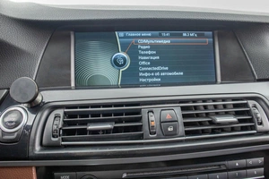 Седан BMW 5 серия 2011 года, 1999000 рублей, Барнаул