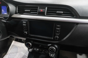 Седан Kia Rio 2019 года, 1589000 рублей, Новокузнецк