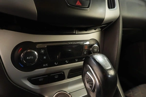 Хетчбэк Ford Focus 2014 года, 829000 рублей, Челябинск