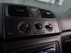 Хетчбэк Skoda Fabia 2012 года, 729000 рублей, Воронеж