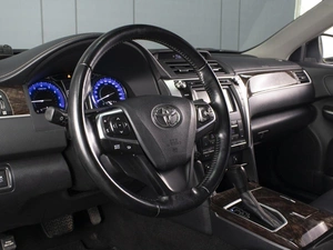 Седан Toyota Camry 2016 года, 2180000 рублей, Омск
