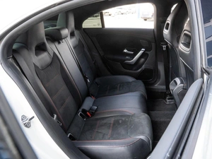 Седан Mercedes-benz CLA-класс 2019 года, 3750000 рублей, Краснодар