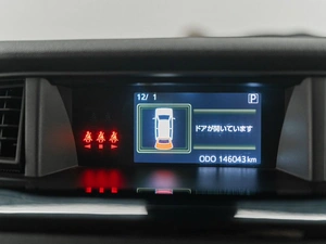 Минивэн Toyota Roomy 2018 года, 1025000 рублей, Красноярск