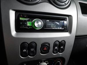 Седан Renault Logan 2011 года, 524000 рублей, Воронеж