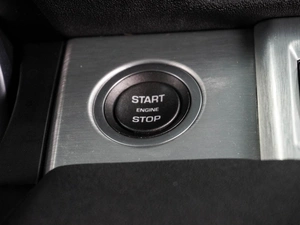 Внедорожник Land Rover Range Rover Evoque 2015 года, 1927000 рублей, Воронеж