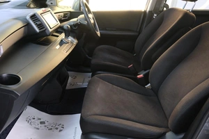Минивэн Honda Freed 2011 года, 1219000 рублей, Омск