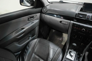 Седан Mazda Axela 2007 года, 529000 рублей, Новокузнецк