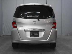 Минивэн Honda Freed 2014 года, 1095000 рублей, Омск