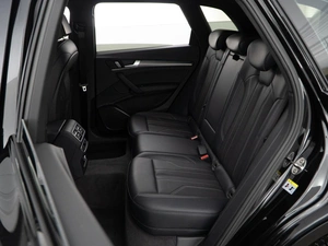 Внедорожник Audi Q5 2024 года, 5398999 рублей, Москва