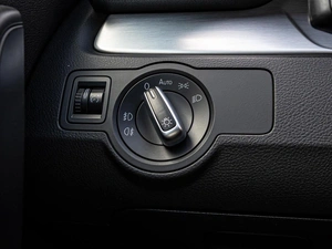 Седан Volkswagen Passat 2011 года, 1370000 рублей, Краснодар