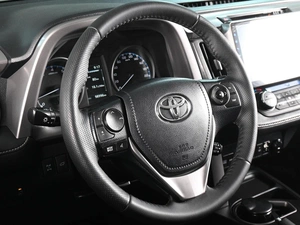 Внедорожник Toyota RAV4 2016 года, 2579000 рублей, Аксай