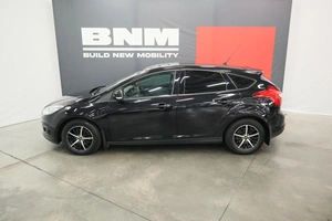 Хэтчбек Ford Focus 2012 года, 910000 рублей, Курск