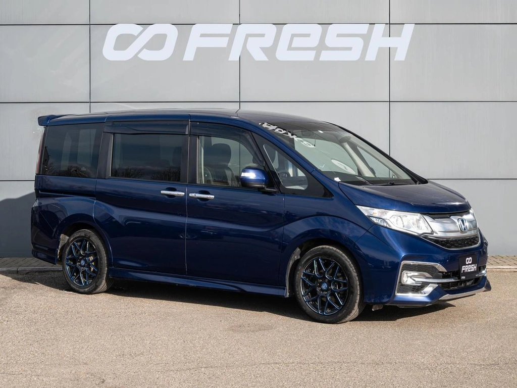 Минивэн Honda Stepwgn Spada 2016 года, 1835000 рублей, Краснодар