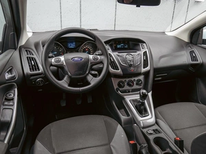 Хетчбэк Ford Focus 2013 года, 670000 рублей, Краснодар