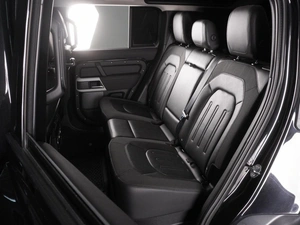Внедорожник Land Rover Defender 2020 года, 8459000 рублей, Красный Пахарь
