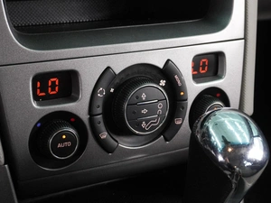 Хетчбэк Peugeot 308 2009 года, 409000 рублей, Воронеж