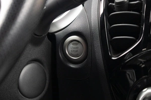 Внедорожник Nissan Juke 2017 года, 1899000 рублей, Оренбург