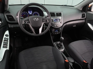 Седан Hyundai Solaris 2015 года, 999000 рублей, Воронеж