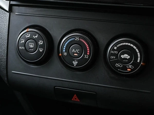 Универсал Nissan Wingroad 2016 года, 1174000 рублей, Кирилловка