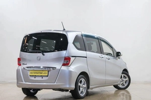 Минивэн Honda Freed 2015 года, 1099000 рублей, Новокузнецк