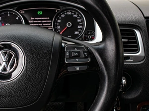 Внедорожник Volkswagen Touareg 2010 года, 1830000 рублей, Краснодар