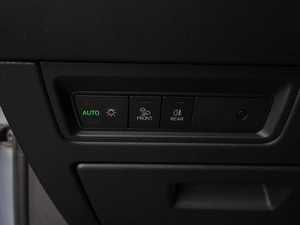 Внедорожник Volkswagen Touareg 2018 года, 5100000 рублей, Краснодар