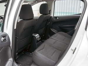 Хетчбэк Peugeot 308 2012 года, 698000 рублей, Краснодар