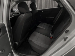 Седан Hyundai Solaris 2017 года, 1099000 рублей, Красноярск
