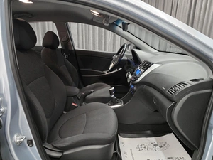 Седан Hyundai Solaris 2011 года, 599000 рублей, Красноярск