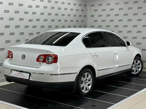 Седан Volkswagen Passat 2008 года, 735000 рублей, Красноярск